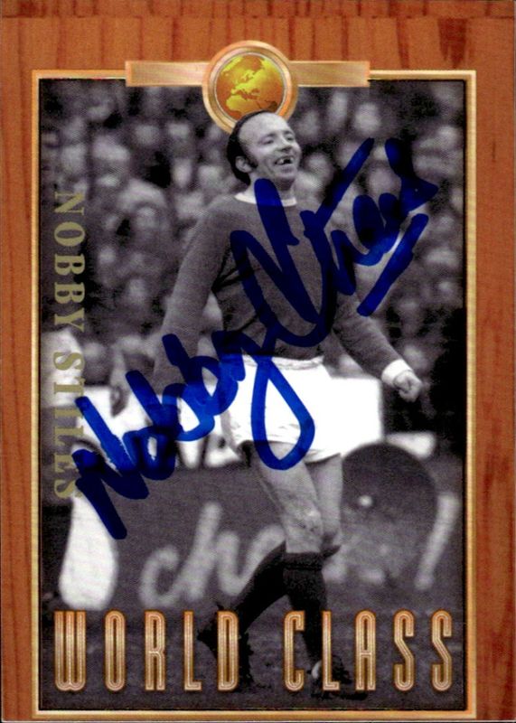 1998 Futera Manchester United Platinum World Class #7123/10000 Nobby Stiles #WC8 ON CARD AUTO 